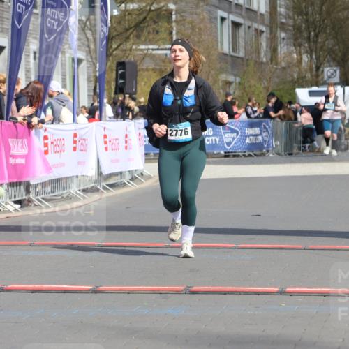 12.04.2026 - 45. Internationalen Wilhelmsburger Insellauf Strokosch-Dieckow http://msf.ph/oto/9480509 12.04.2026 11:54:23 Ziel 2776 meine-sportfotos.de