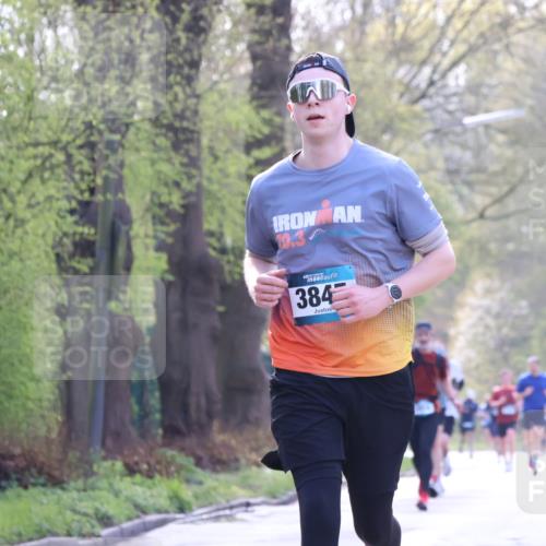 12.04.2026 - 45. Internationalen Wilhelmsburger Insellauf Yannick Fuchs http://msf.ph/oto/9480584 12.04.2026 10:20:04 Laufen 10, 3, 384 meine-sportfotos.de