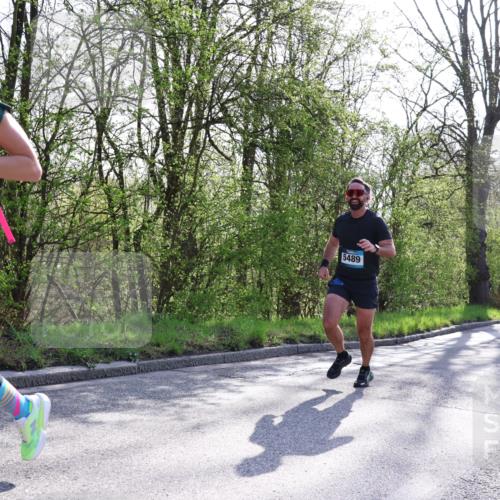 12.04.2026 - 45. Internationalen Wilhelmsburger Insellauf Yannick Fuchs http://msf.ph/oto/9480593 12.04.2026 10:31:06 Laufen  meine-sportfotos.de