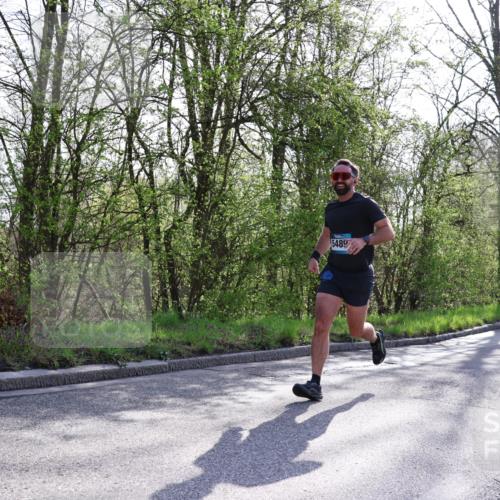 12.04.2026 - 45. Internationalen Wilhelmsburger Insellauf Yannick Fuchs http://msf.ph/oto/9480596 12.04.2026 10:31:06 Laufen  meine-sportfotos.de