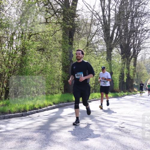12.04.2026 - 45. Internationalen Wilhelmsburger Insellauf Yannick Fuchs http://msf.ph/oto/9480655 12.04.2026 10:31:11 Laufen  meine-sportfotos.de