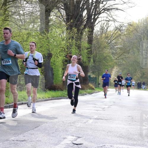 12.04.2026 - 45. Internationalen Wilhelmsburger Insellauf Yannick Fuchs http://msf.ph/oto/9480667 12.04.2026 10:20:16 Laufen 3355, 3542 meine-sportfotos.de