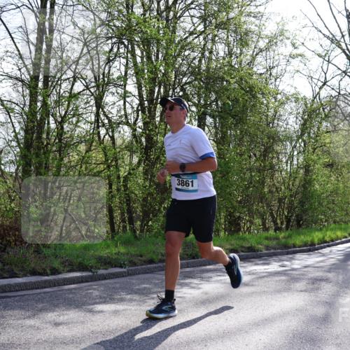 12.04.2026 - 45. Internationalen Wilhelmsburger Insellauf Yannick Fuchs http://msf.ph/oto/9480725 12.04.2026 10:31:15 Laufen  meine-sportfotos.de
