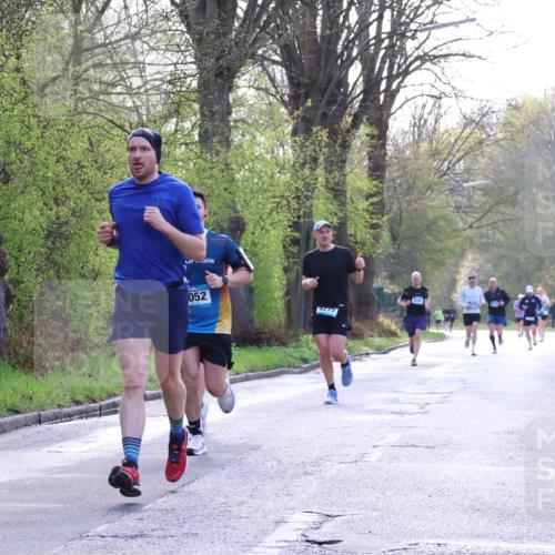 12.04.2026 - 45. Internationalen Wilhelmsburger Insellauf Yannick Fuchs http://msf.ph/oto/9480773 12.04.2026 10:20:26 Laufen 052, 4275 meine-sportfotos.de