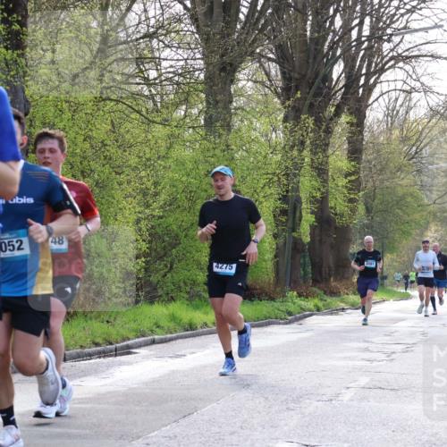 12.04.2026 - 45. Internationalen Wilhelmsburger Insellauf Yannick Fuchs http://msf.ph/oto/9480782 12.04.2026 10:20:27 Laufen 052, 48, 3081, 4275 meine-sportfotos.de