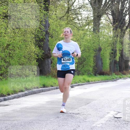 12.04.2026 - 45. Internationalen Wilhelmsburger Insellauf Yannick Fuchs http://msf.ph/oto/9480922 12.04.2026 10:20:43 Laufen 4340, 474 meine-sportfotos.de