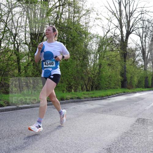 12.04.2026 - 45. Internationalen Wilhelmsburger Insellauf Yannick Fuchs http://msf.ph/oto/9480937 12.04.2026 10:20:45 Laufen 4340 meine-sportfotos.de