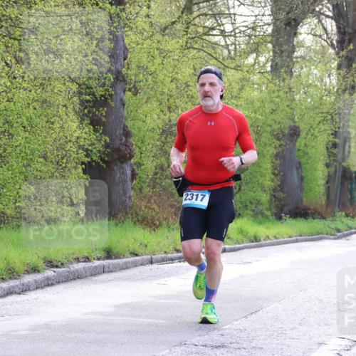 12.04.2026 - 45. Internationalen Wilhelmsburger Insellauf Yannick Fuchs http://msf.ph/oto/9480972 12.04.2026 10:20:50 Laufen 2317 meine-sportfotos.de