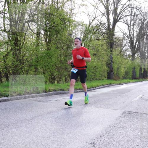 12.04.2026 - 45. Internationalen Wilhelmsburger Insellauf Yannick Fuchs http://msf.ph/oto/9480989 12.04.2026 10:20:52 Laufen 317 meine-sportfotos.de