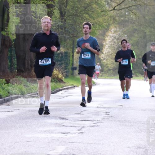 12.04.2026 - 45. Internationalen Wilhelmsburger Insellauf Yannick Fuchs http://msf.ph/oto/9481015 12.04.2026 10:20:56 Laufen 4242, 4766, 2377, 2323, 2780 meine-sportfotos.de