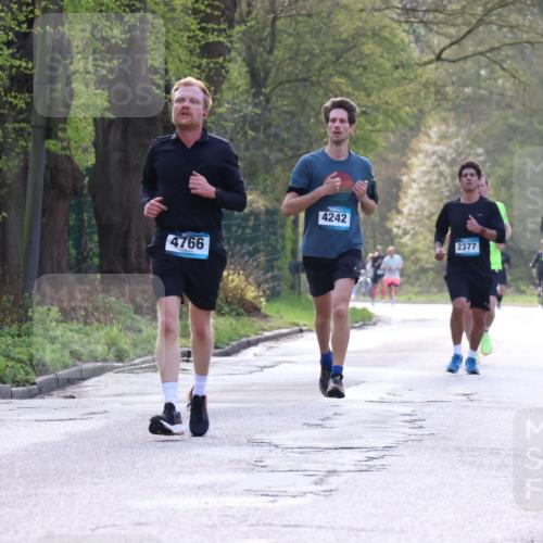 12.04.2026 - 45. Internationalen Wilhelmsburger Insellauf Yannick Fuchs http://msf.ph/oto/9481019 12.04.2026 10:20:56 Laufen 4766, 4242, 2377, 232, 2780 meine-sportfotos.de