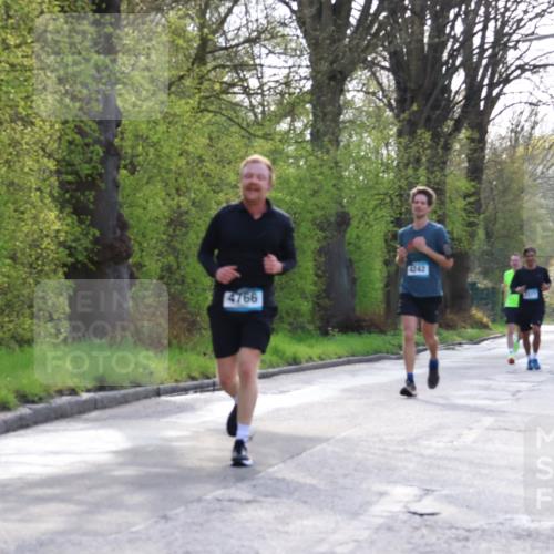 12.04.2026 - 45. Internationalen Wilhelmsburger Insellauf Yannick Fuchs http://msf.ph/oto/9481044 12.04.2026 10:21:01 Laufen 4766, 4242, 2977 meine-sportfotos.de