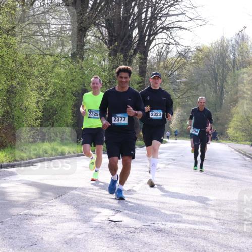12.04.2026 - 45. Internationalen Wilhelmsburger Insellauf Yannick Fuchs http://msf.ph/oto/9481087 12.04.2026 10:21:06 Laufen 2325, 2377, 2323, 2780 meine-sportfotos.de