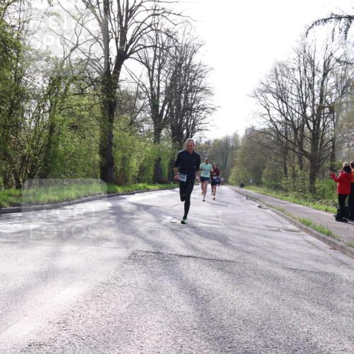 12.04.2026 - 45. Internationalen Wilhelmsburger Insellauf Yannick Fuchs http://msf.ph/oto/9481145 12.04.2026 10:21:10 Laufen 2780 meine-sportfotos.de
