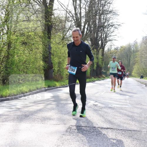 12.04.2026 - 45. Internationalen Wilhelmsburger Insellauf Yannick Fuchs http://msf.ph/oto/9481147 12.04.2026 10:21:11 Laufen 2780, 5841, 5811 meine-sportfotos.de