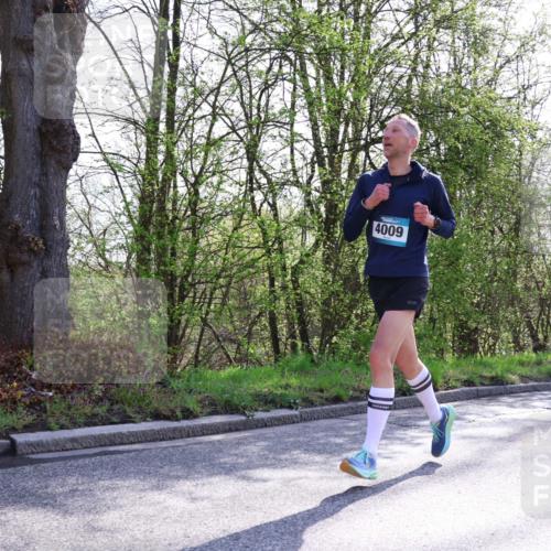 12.04.2026 - 45. Internationalen Wilhelmsburger Insellauf Yannick Fuchs http://msf.ph/oto/9481155 12.04.2026 10:29:01 Laufen 4009 meine-sportfotos.de