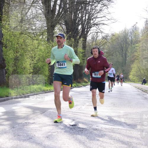 12.04.2026 - 45. Internationalen Wilhelmsburger Insellauf Yannick Fuchs http://msf.ph/oto/9481166 12.04.2026 10:21:13 Laufen 5841, 581 meine-sportfotos.de