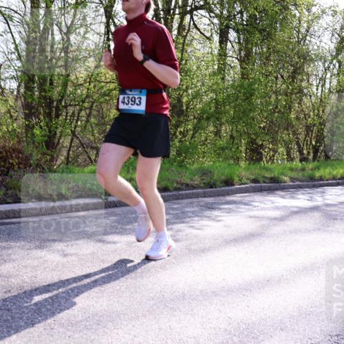 12.04.2026 - 45. Internationalen Wilhelmsburger Insellauf Yannick Fuchs http://msf.ph/oto/9481225 12.04.2026 10:29:07 Laufen 4393 meine-sportfotos.de