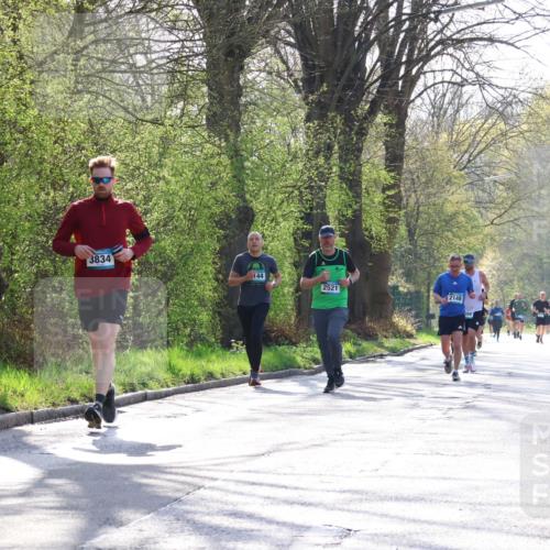 12.04.2026 - 45. Internationalen Wilhelmsburger Insellauf Yannick Fuchs http://msf.ph/oto/9481271 12.04.2026 10:29:12 Laufen 3834, 144, 2521, 2148 meine-sportfotos.de