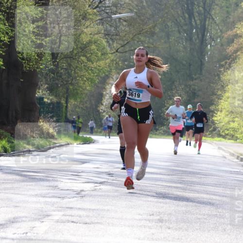 12.04.2026 - 45. Internationalen Wilhelmsburger Insellauf Yannick Fuchs http://msf.ph/oto/9481300 12.04.2026 10:21:24 Laufen 3619, 3584, 2284 meine-sportfotos.de