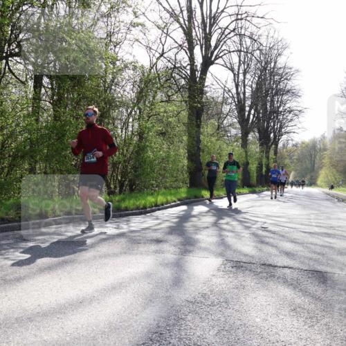 12.04.2026 - 45. Internationalen Wilhelmsburger Insellauf Yannick Fuchs http://msf.ph/oto/9481320 12.04.2026 10:29:16 Laufen 12327 meine-sportfotos.de