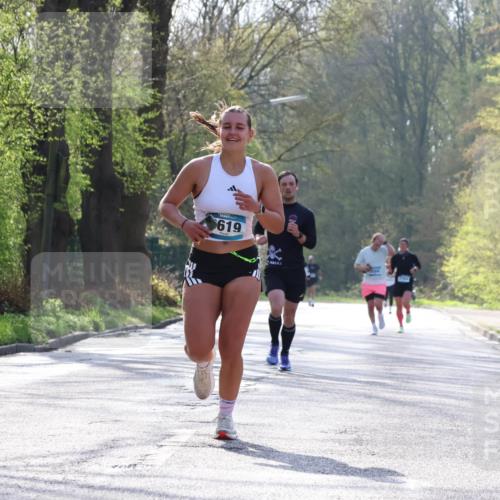 12.04.2026 - 45. Internationalen Wilhelmsburger Insellauf Yannick Fuchs http://msf.ph/oto/9481331 12.04.2026 10:21:26 Laufen 619 meine-sportfotos.de