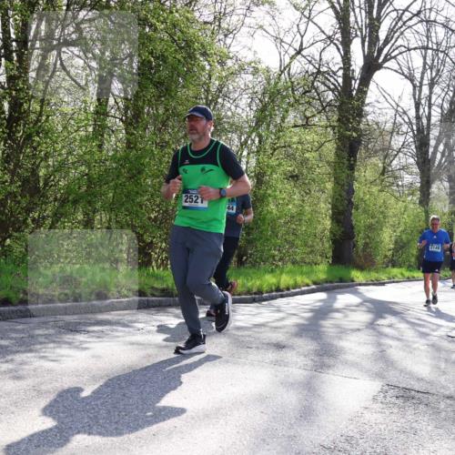 12.04.2026 - 45. Internationalen Wilhelmsburger Insellauf Yannick Fuchs http://msf.ph/oto/9481358 12.04.2026 10:29:18 Laufen 2521, 44, 2148 meine-sportfotos.de