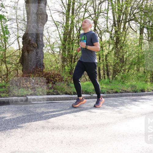 12.04.2026 - 45. Internationalen Wilhelmsburger Insellauf Yannick Fuchs http://msf.ph/oto/9481376 12.04.2026 10:29:20 Laufen  meine-sportfotos.de