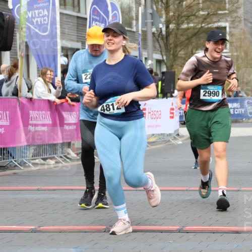 12.04.2026 - 45. Internationalen Wilhelmsburger Insellauf Strokosch-Dieckow http://msf.ph/oto/9481419 12.04.2026 13:25:08 Ziel 2111, 2112, 2290, 4812, 2990, 2991, 2012 meine-sportfotos.de