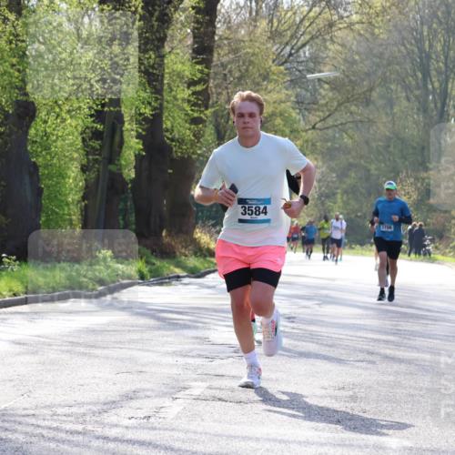 12.04.2026 - 45. Internationalen Wilhelmsburger Insellauf Yannick Fuchs http://msf.ph/oto/9481430 12.04.2026 10:21:36 Laufen 3584, 1706 meine-sportfotos.de