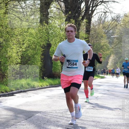 12.04.2026 - 45. Internationalen Wilhelmsburger Insellauf Yannick Fuchs http://msf.ph/oto/9481453 12.04.2026 10:21:38 Laufen 3584, 1706, 2284 meine-sportfotos.de