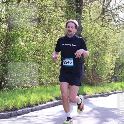 12.04.2026 - 45. Internationalen Wilhelmsburger Insellauf Yannick Fuchs http://msf.ph/oto/9481468 12.04.2026 10:29:28 Laufen 5545 meine-sportfotos.de
