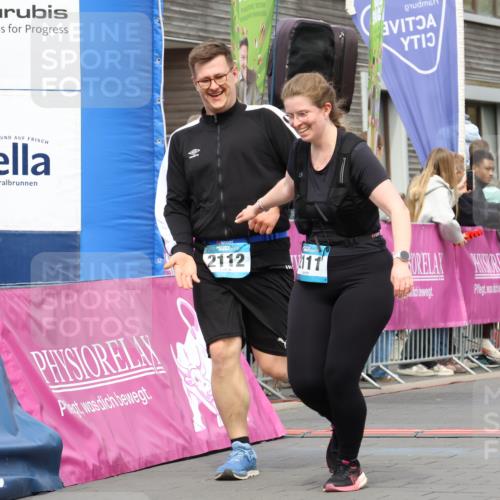12.04.2026 - 45. Internationalen Wilhelmsburger Insellauf Strokosch-Dieckow http://msf.ph/oto/9481476 12.04.2026 13:25:06 Ziel 4908, 4016, 2111, 2112, 2290, 4812, 2990, 2991 meine-sportfotos.de