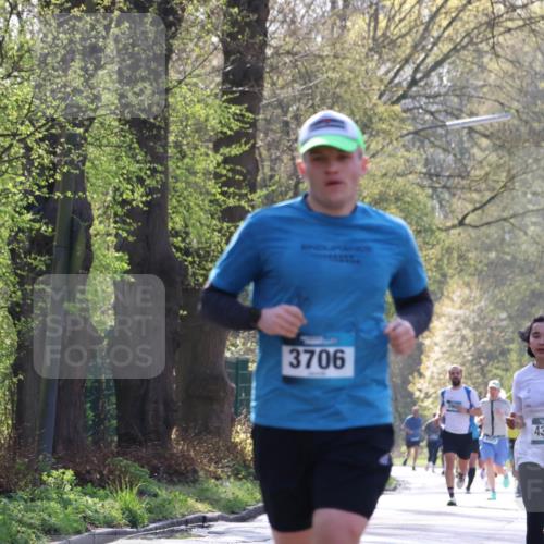 12.04.2026 - 45. Internationalen Wilhelmsburger Insellauf Yannick Fuchs http://msf.ph/oto/9481533 12.04.2026 10:21:44 Laufen 3706, 4376 meine-sportfotos.de