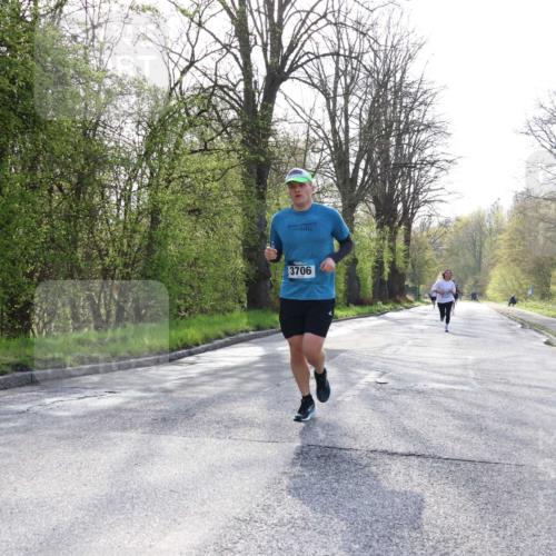12.04.2026 - 45. Internationalen Wilhelmsburger Insellauf Yannick Fuchs http://msf.ph/oto/9481550 12.04.2026 10:21:46 Laufen 3706 meine-sportfotos.de