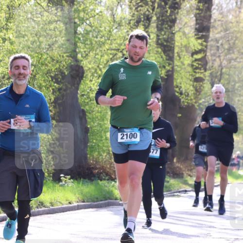 12.04.2026 - 45. Internationalen Wilhelmsburger Insellauf Yannick Fuchs http://msf.ph/oto/9481578 12.04.2026 10:29:37 Laufen 2025, 2100, 77, 525, 4608, 4629 meine-sportfotos.de