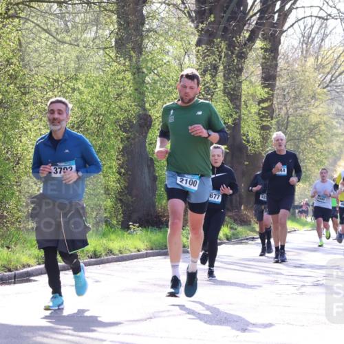 12.04.2026 - 45. Internationalen Wilhelmsburger Insellauf Yannick Fuchs http://msf.ph/oto/9481582 12.04.2026 10:29:38 Laufen 3702, 2100, 677, 44, 525, 4490, 4629, 3171 meine-sportfotos.de