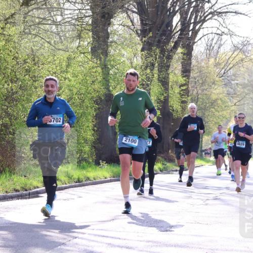 12.04.2026 - 45. Internationalen Wilhelmsburger Insellauf Yannick Fuchs http://msf.ph/oto/9481587 12.04.2026 10:29:38 Laufen 702, 4490, 2100, 4629 meine-sportfotos.de