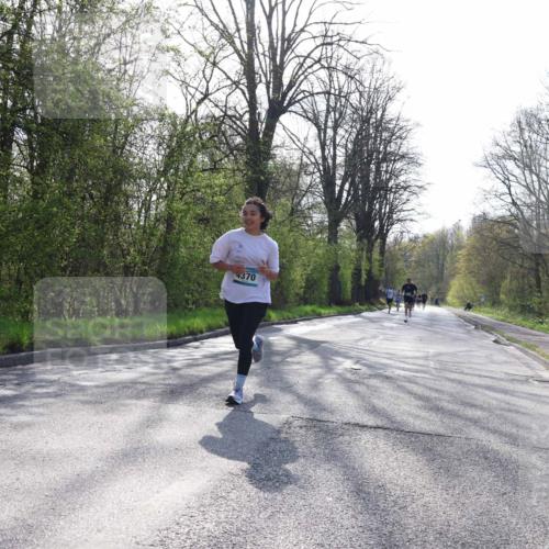 12.04.2026 - 45. Internationalen Wilhelmsburger Insellauf Yannick Fuchs http://msf.ph/oto/9481603 12.04.2026 10:21:51 Laufen 4370 meine-sportfotos.de