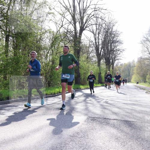 12.04.2026 - 45. Internationalen Wilhelmsburger Insellauf Yannick Fuchs http://msf.ph/oto/9481622 12.04.2026 10:29:41 Laufen 2100 meine-sportfotos.de