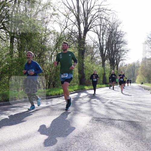 12.04.2026 - 45. Internationalen Wilhelmsburger Insellauf Yannick Fuchs http://msf.ph/oto/9481624 12.04.2026 10:29:41 Laufen 3302, 2100, 3677 meine-sportfotos.de