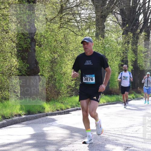 12.04.2026 - 45. Internationalen Wilhelmsburger Insellauf Yannick Fuchs http://msf.ph/oto/9481630 12.04.2026 10:21:56 Laufen 3876, 3905, 5522, 3016, 1929 meine-sportfotos.de