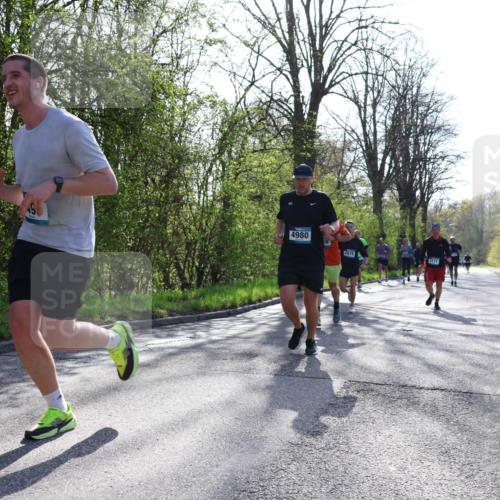 12.04.2026 - 45. Internationalen Wilhelmsburger Insellauf Yannick Fuchs http://msf.ph/oto/9481742 12.04.2026 10:29:50 Laufen 4980, 4976, 3171 meine-sportfotos.de