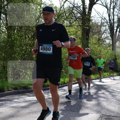 12.04.2026 - 45. Internationalen Wilhelmsburger Insellauf Yannick Fuchs http://msf.ph/oto/9481751 12.04.2026 10:29:51 Laufen 4980, 2768, 4976, 2379, 3171 meine-sportfotos.de