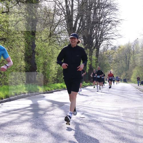 12.04.2026 - 45. Internationalen Wilhelmsburger Insellauf Yannick Fuchs http://msf.ph/oto/9481755 12.04.2026 10:22:07 Laufen 4787 meine-sportfotos.de