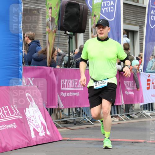 12.04.2026 - 45. Internationalen Wilhelmsburger Insellauf Strokosch-Dieckow http://msf.ph/oto/9481760 12.04.2026 13:24:53 Ziel 2145 meine-sportfotos.de