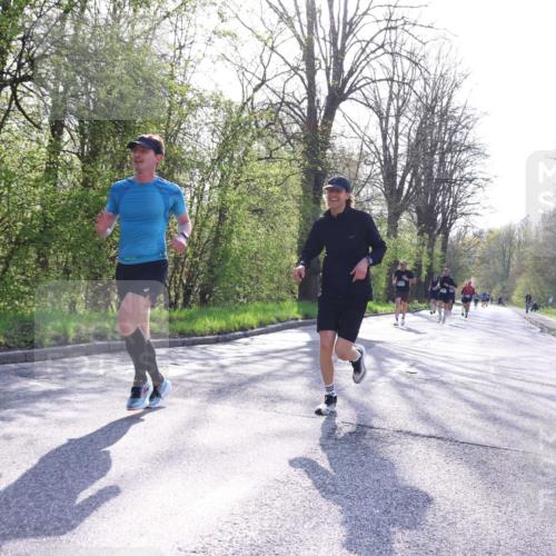 12.04.2026 - 45. Internationalen Wilhelmsburger Insellauf Yannick Fuchs http://msf.ph/oto/9481765 12.04.2026 10:22:07 Laufen  meine-sportfotos.de
