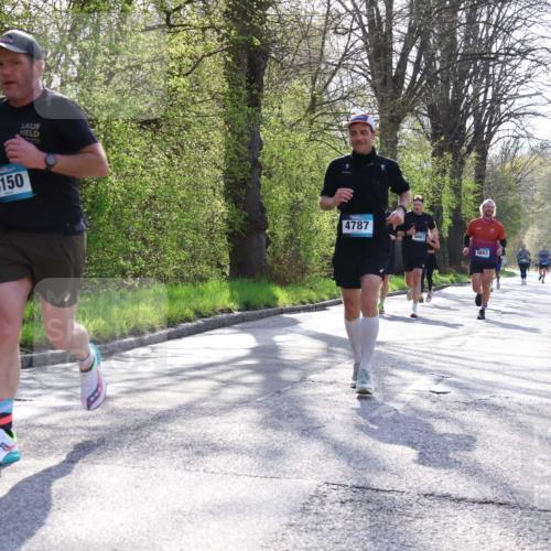 12.04.2026 - 45. Internationalen Wilhelmsburger Insellauf Yannick Fuchs http://msf.ph/oto/9481811 12.04.2026 10:22:11 Laufen 4150, 4787, 5661, 5661, 5653 meine-sportfotos.de