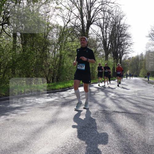 12.04.2026 - 45. Internationalen Wilhelmsburger Insellauf Yannick Fuchs http://msf.ph/oto/9481827 12.04.2026 10:22:12 Laufen 4787 meine-sportfotos.de