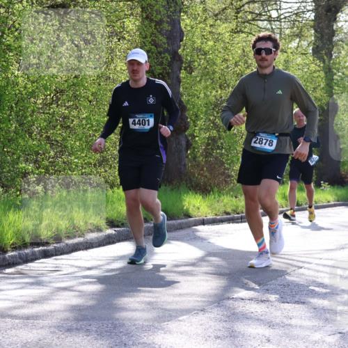 12.04.2026 - 45. Internationalen Wilhelmsburger Insellauf Yannick Fuchs http://msf.ph/oto/9481865 12.04.2026 10:30:02 Laufen 4401, 5688, 2878, 30 meine-sportfotos.de